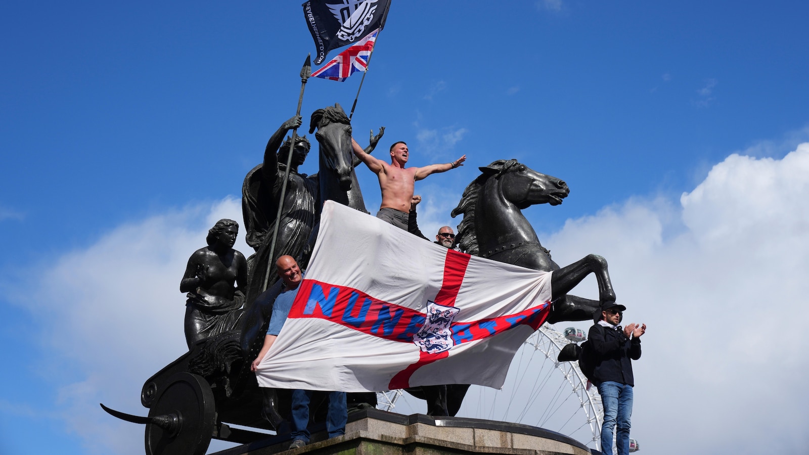 Повече от 100 000 демонстранти са опаковали улиците на Лондон