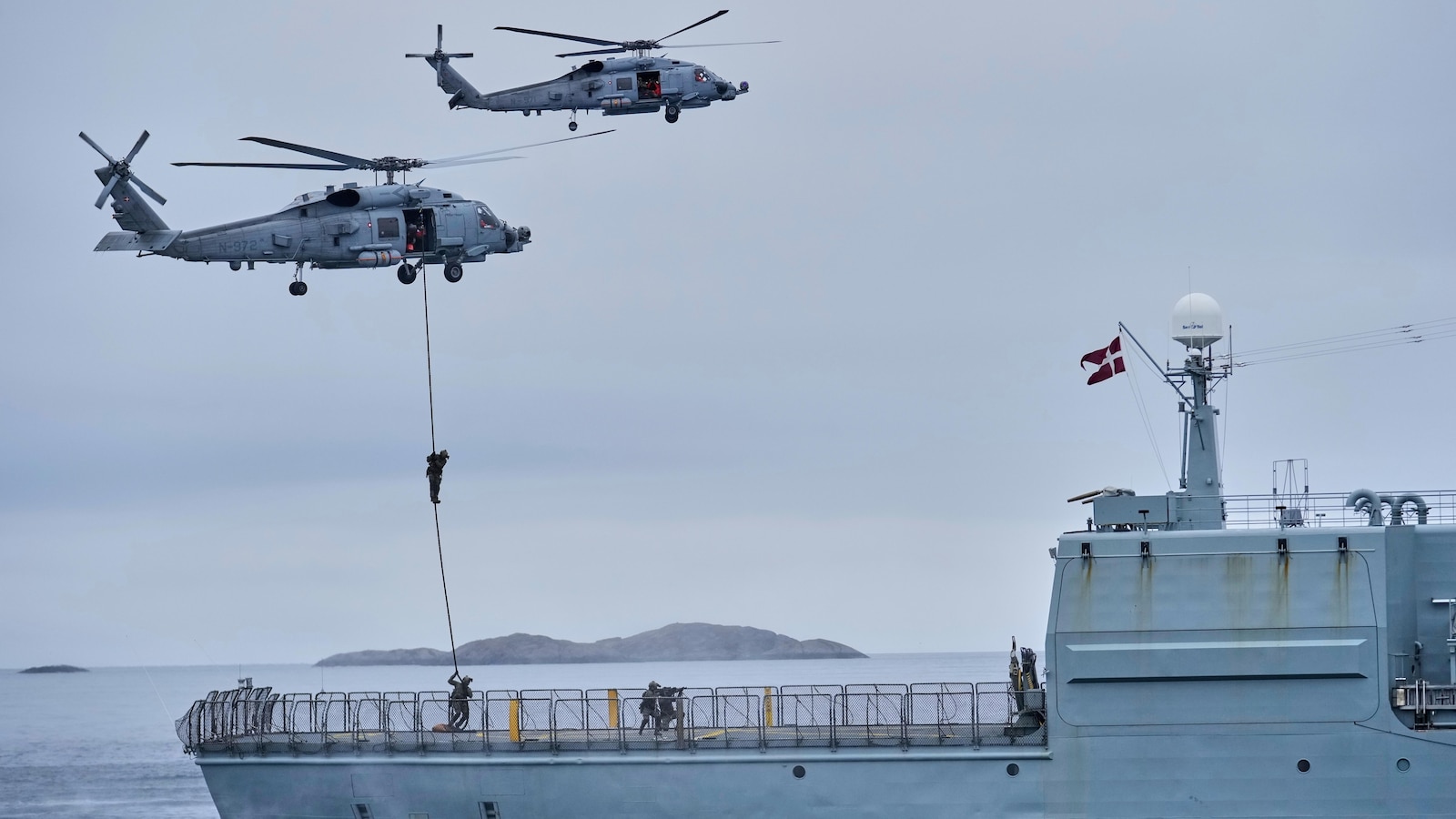 Стратегическото местоположение на Гренландия над Арктическия кръг я прави фокусна