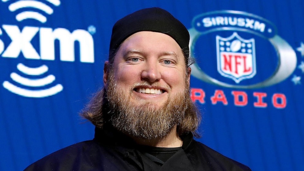 Former NFL star asks fans for kidney donation: 'I want to be open'