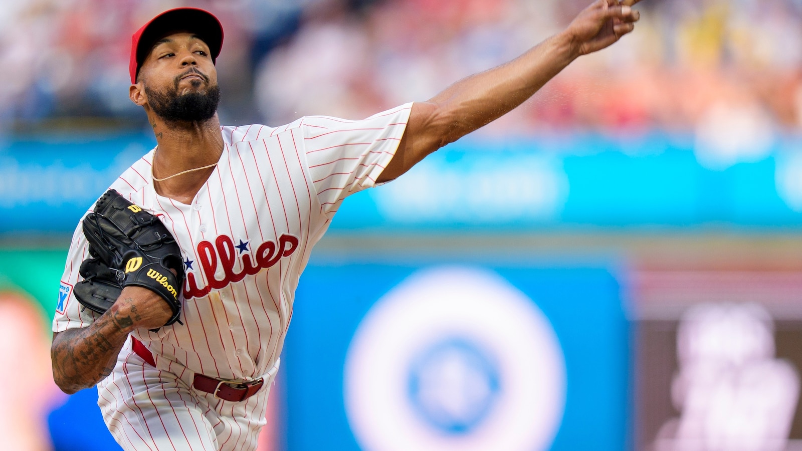 Sánchez Secures MLB-First 16th Win as Phillies Hold Off Marlins 6-5