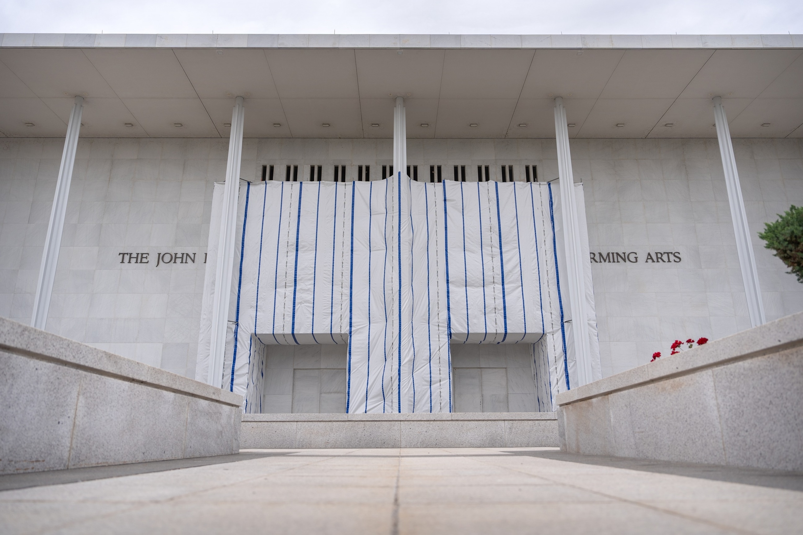  Kennedy Center board still considering closure and renovation, no programming set