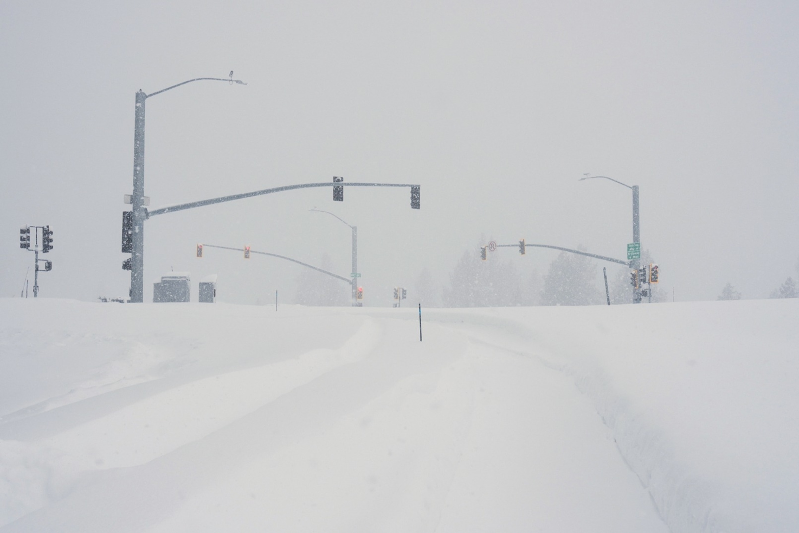PHOTO: California Avalanche