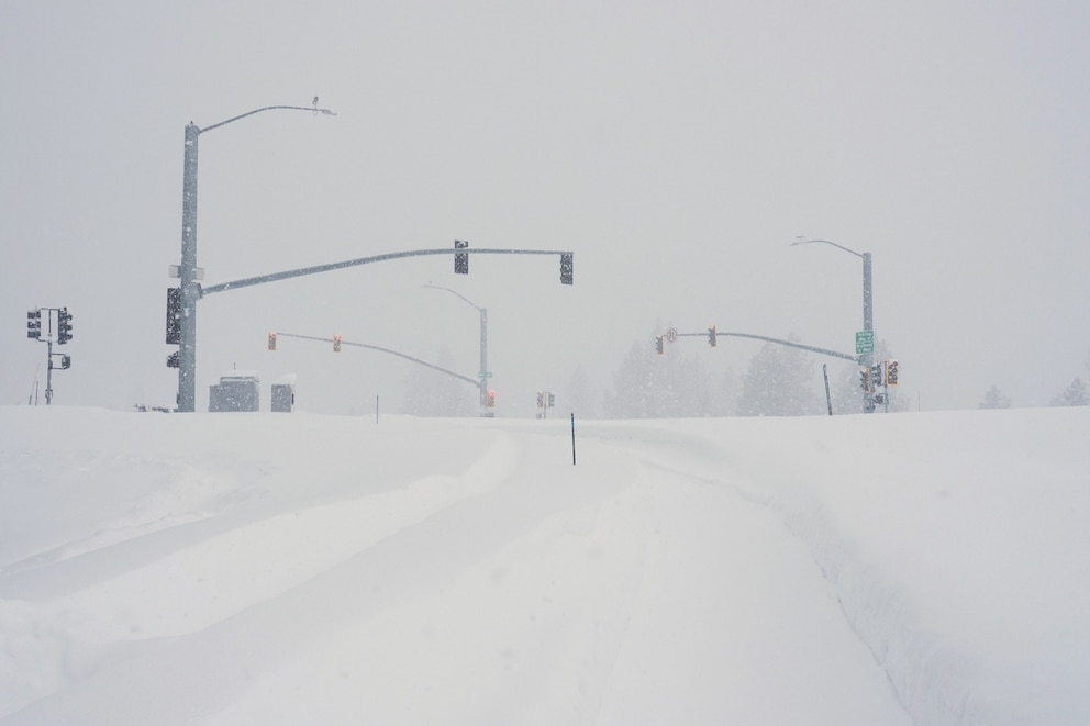 PHOTO: California Avalanche