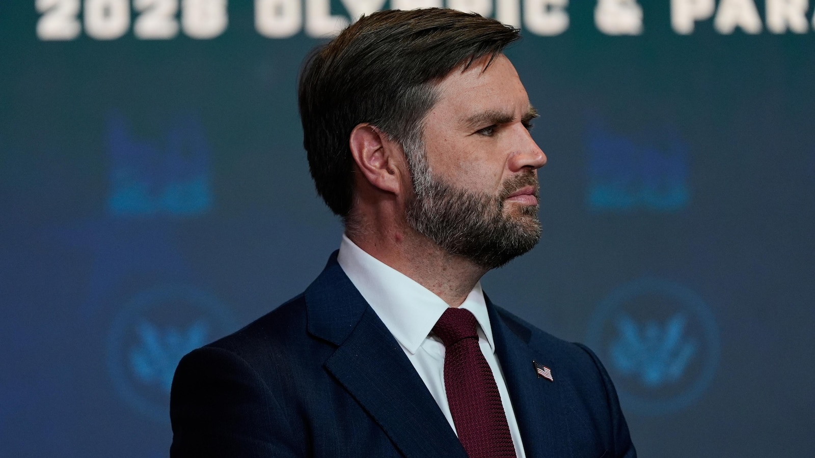 Vice President JD Vance Raises Ohio River Level for Birthday Kayaking Trip
