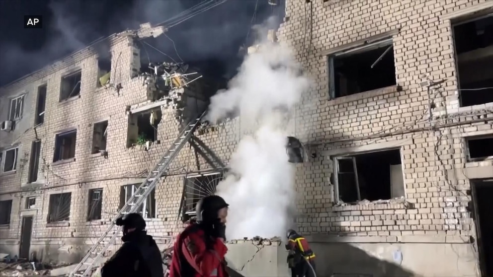 Video Russian drone attack injures nearly 50 people in Kharkiv - ABC News
