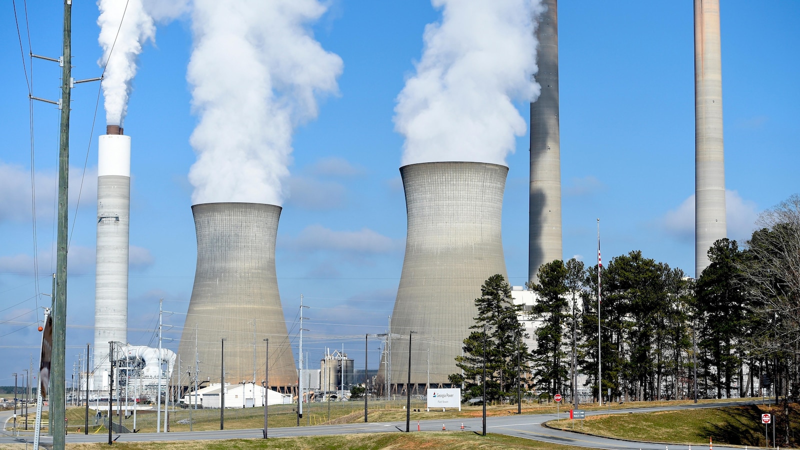 Federal Energy Officials Approve $27 Billion Utility Loan