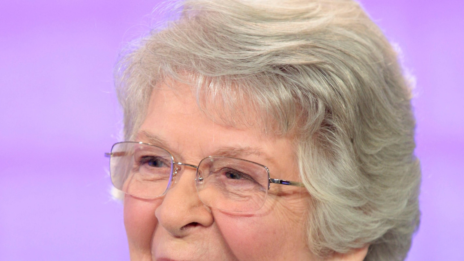 Sara Jane Moore, who tried to assassinate President Gerald Ford in 1975, dies at 95
