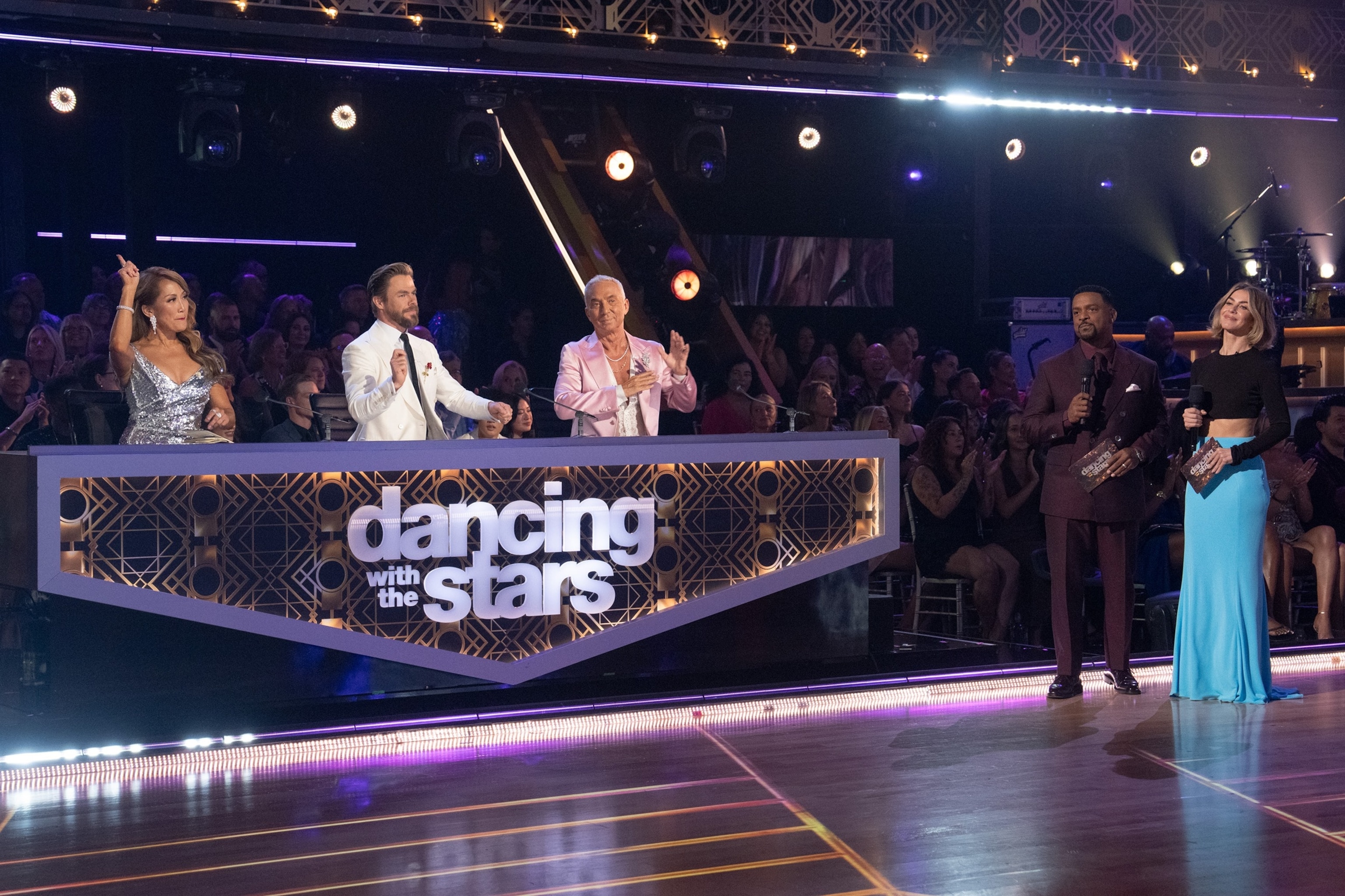 CARRIE ANN INABA, DEREK HOUGH, BRUNO TONIOLI, ALFONSO RIBEIRO, JULIANNE HOUGH  (Photo by Eric McCandless/Disney via Getty Images)