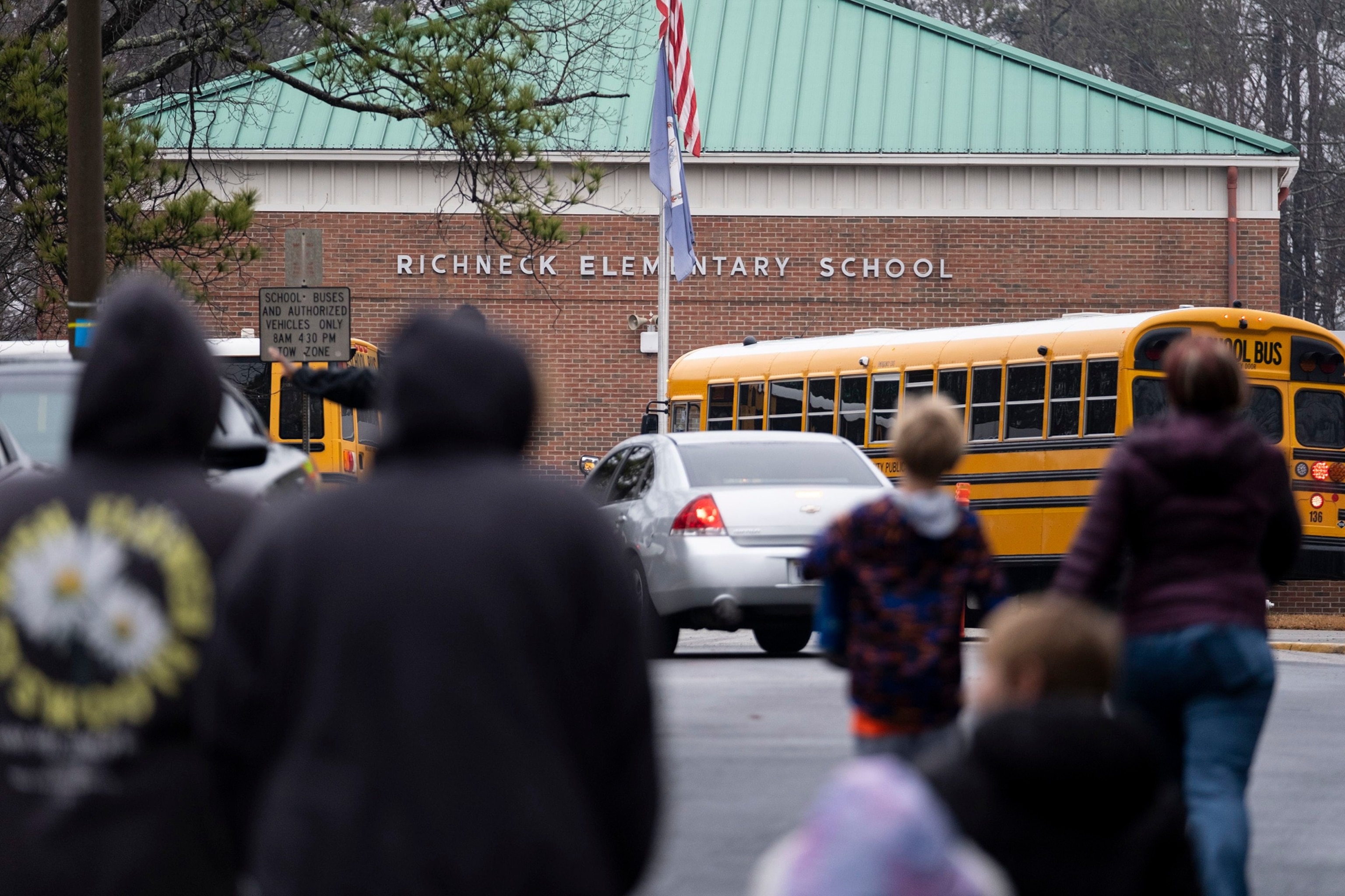 PHOTO: Students return to Richneck Elementary School in Newport News, Va., Jan. 30, 2023,