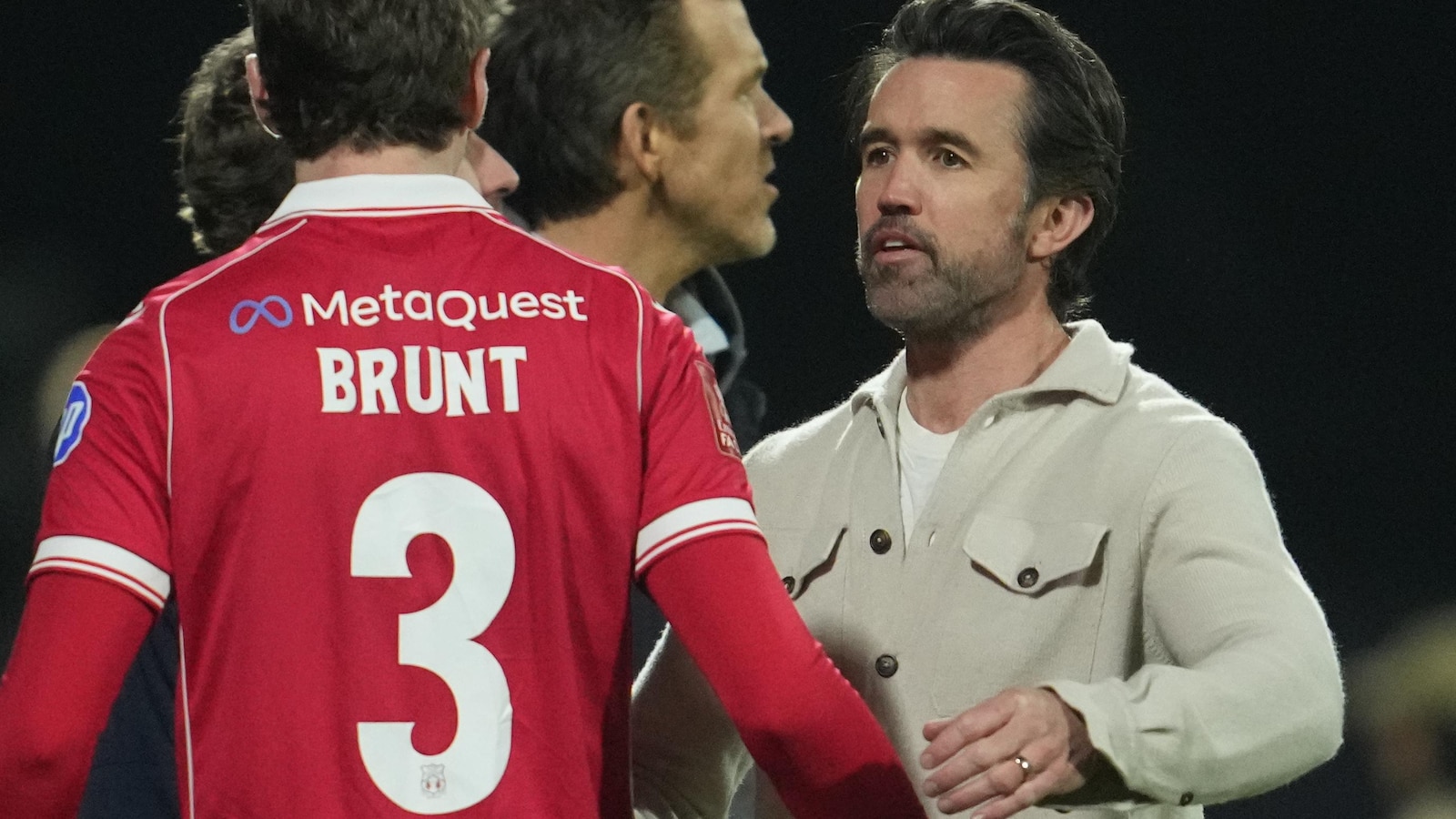 Los famosos propietarios de Wrexham están obligados a comentar sobre el quinto aniversario de la adquisición.