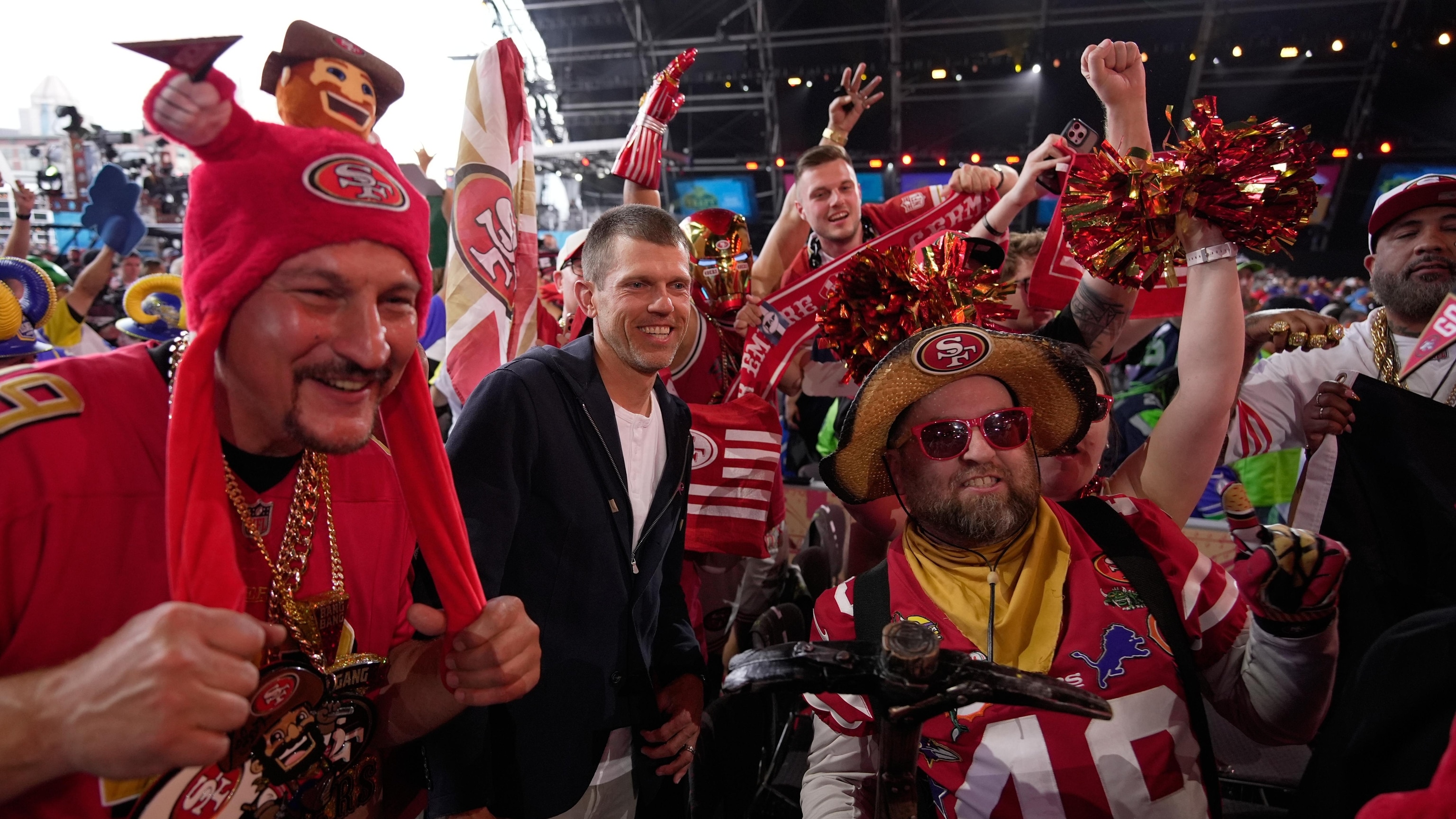 NFL unveils full international slate, with 49ers in Mexico City in