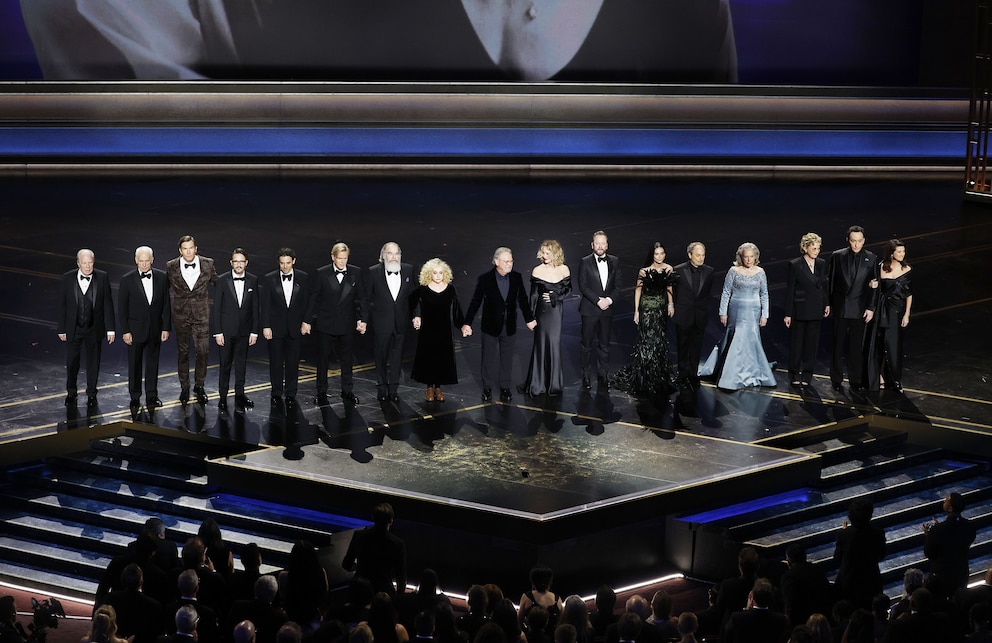 PHOTO: Billy Crystal joined by other actorsspeaks about the death of Rob Reiner at the 98th Academy Awards, March 15, 2026 in Hollywood, Calif.