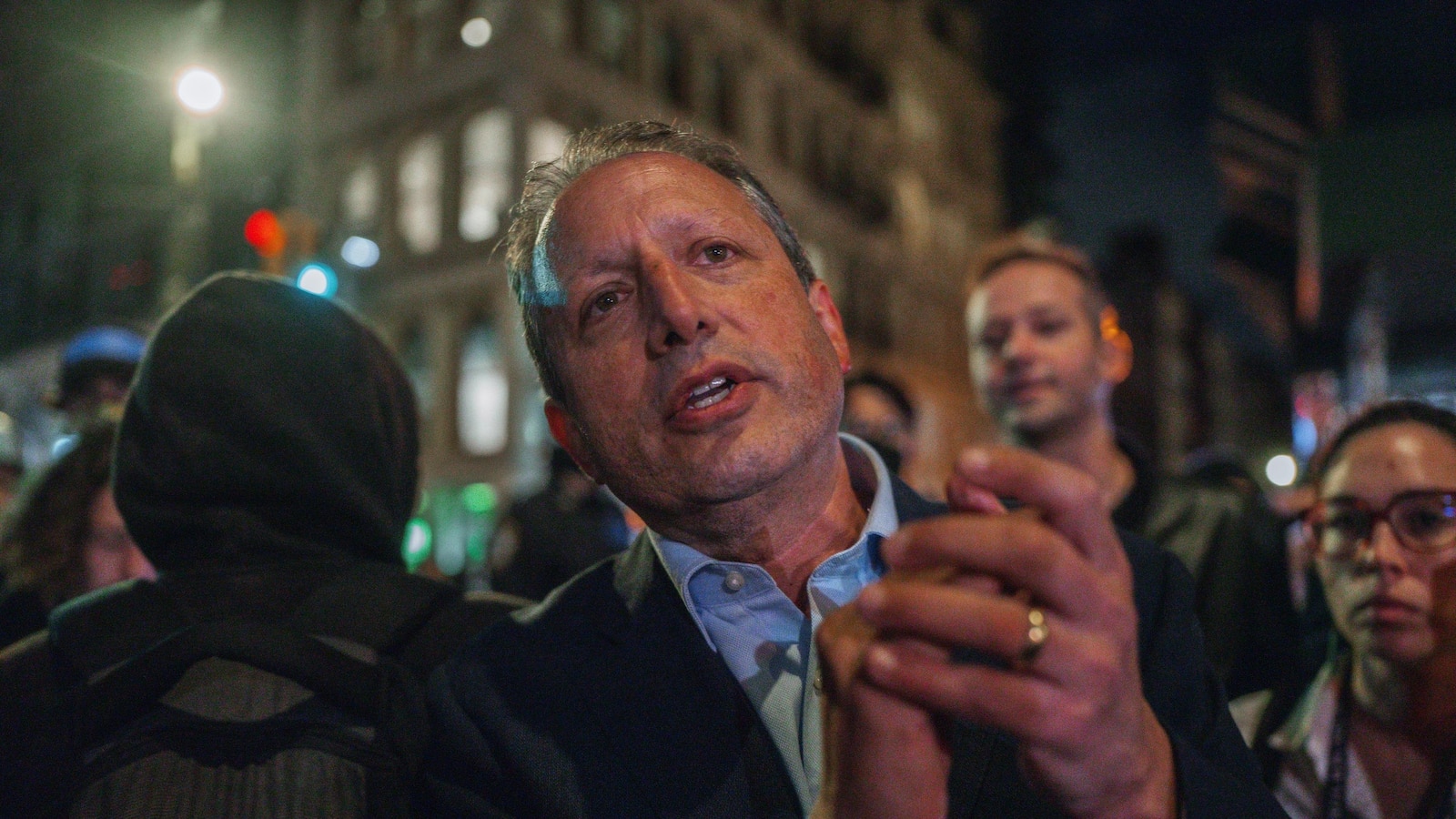 NYC's fiscal chief wants a trial over his immigration protest arrest