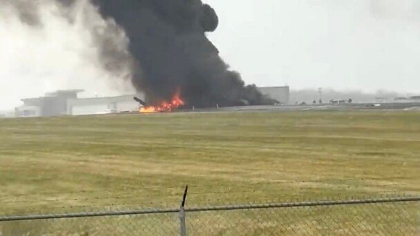 Passenger texted 'emergency landing' moments before crash that killed former NASCAR driver, family - ABC News