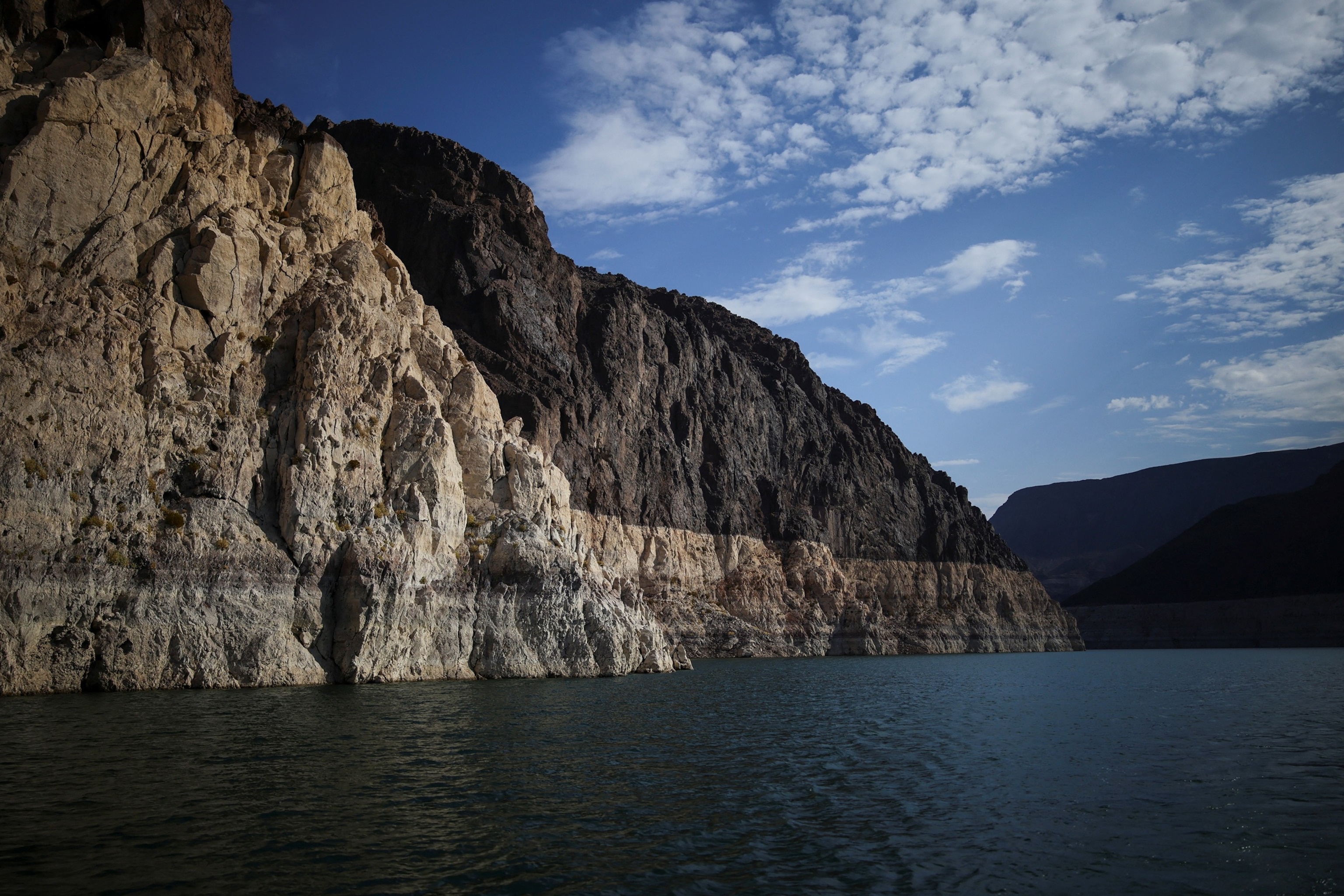 PHOTO: Lake Mead shoreline