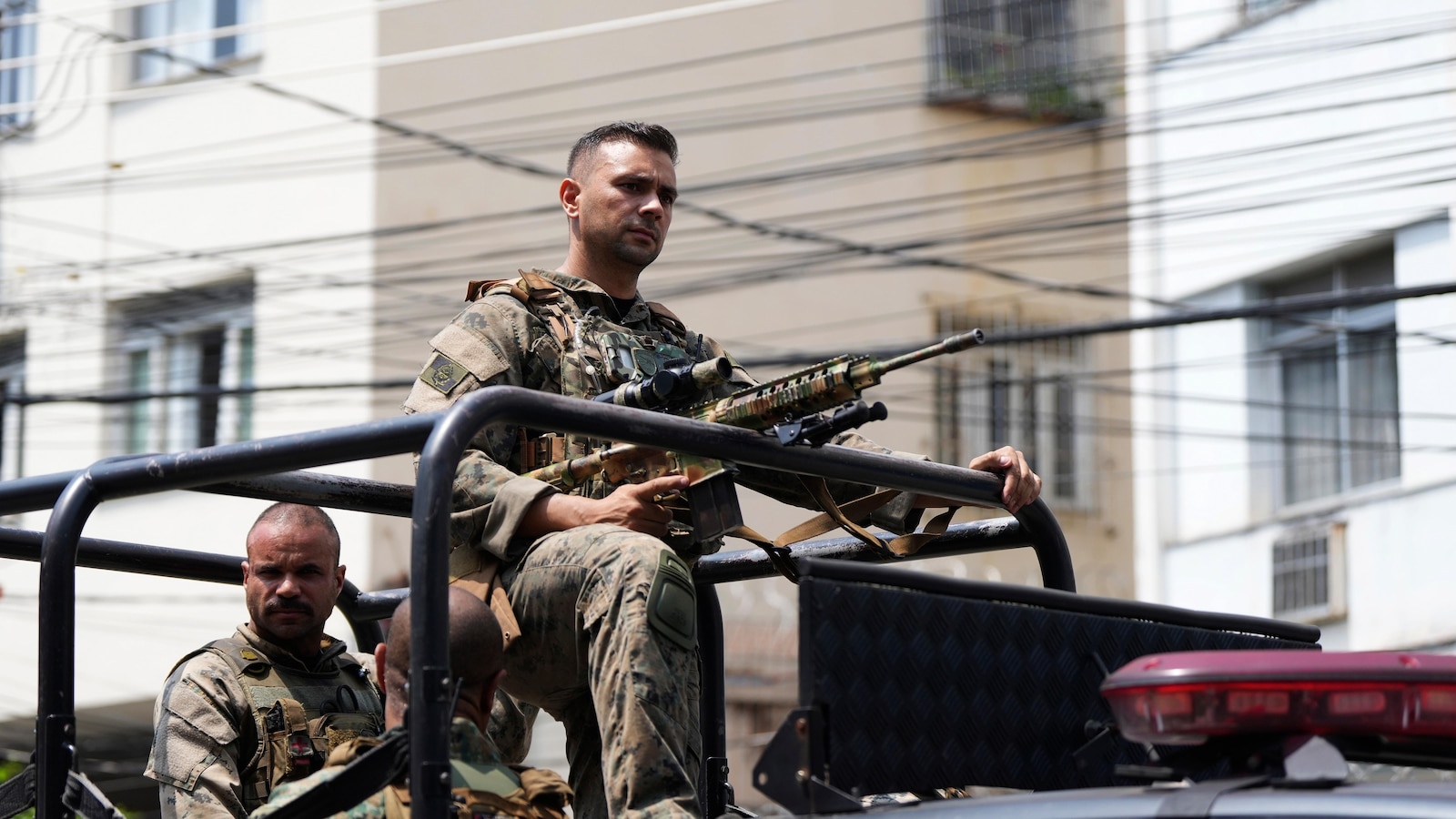 De politie in Rio haalt vier agenten van de straatdienst in een onderzoek naar een dodelijke inval