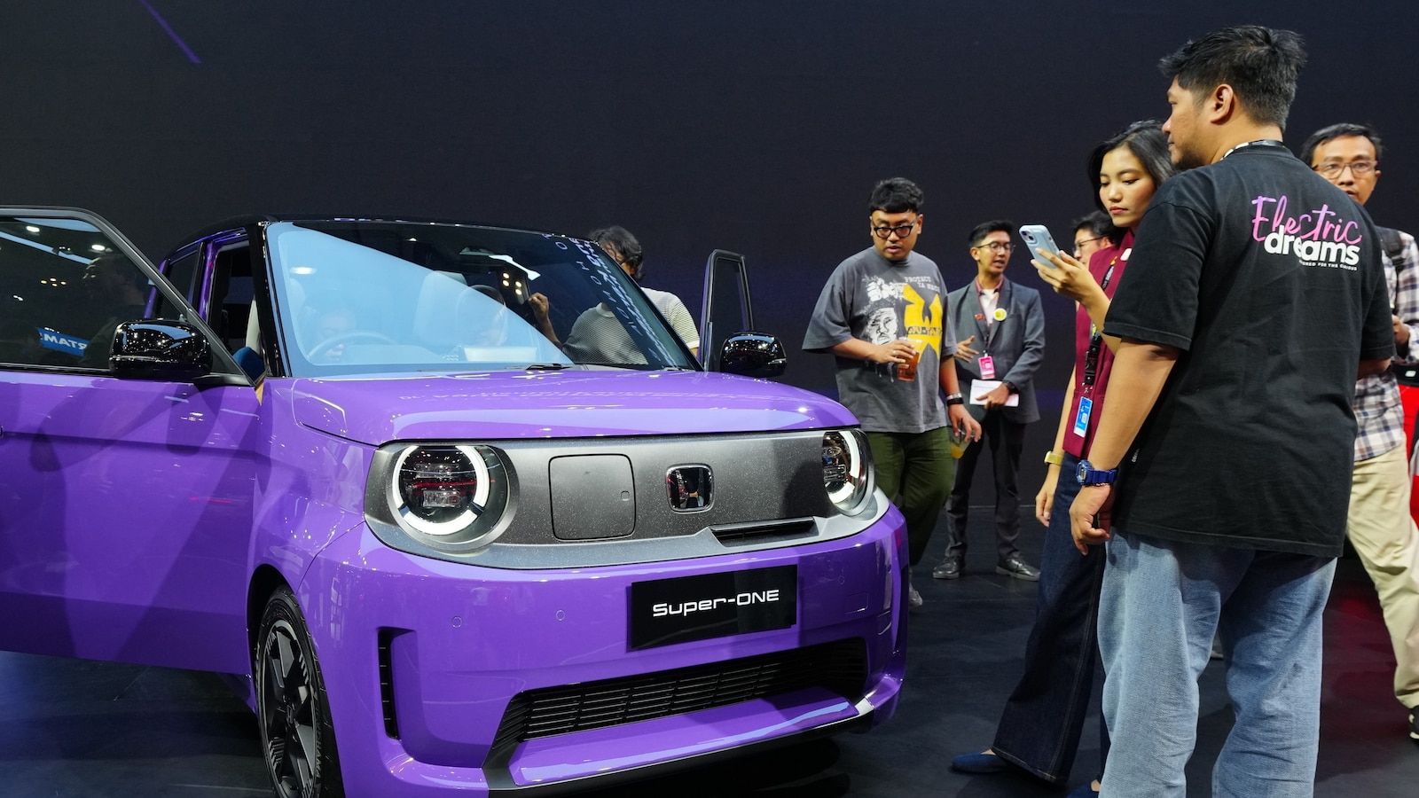 Японската Honda отчита стабилни резултати след първата си годишна загуба