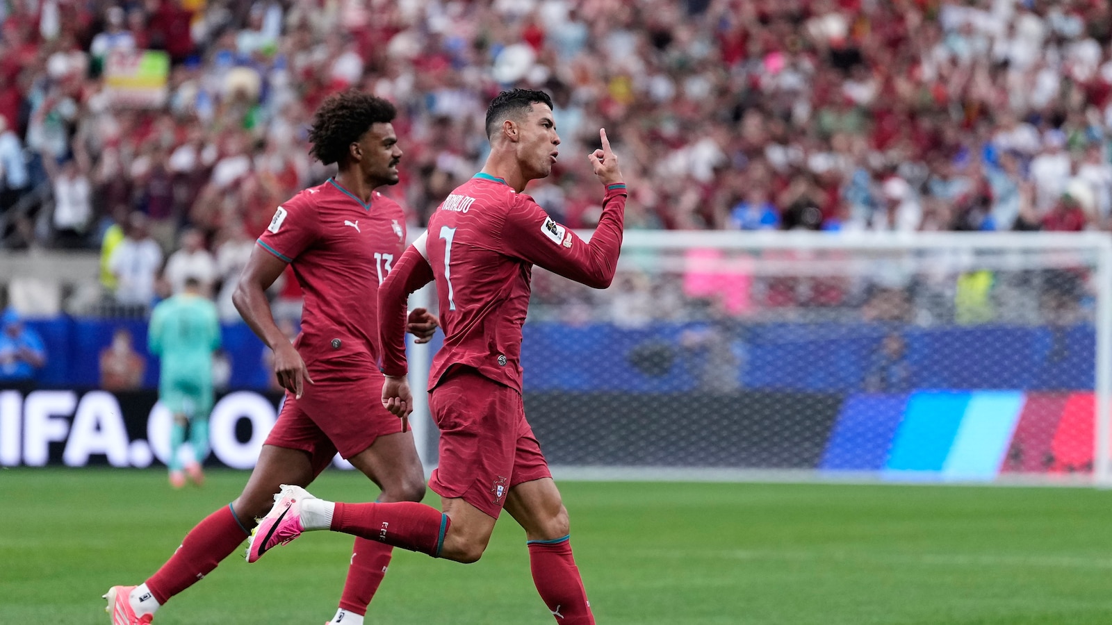 Portugal Defeats Uzbekistan 5-0 as Ronaldo Scores Twice