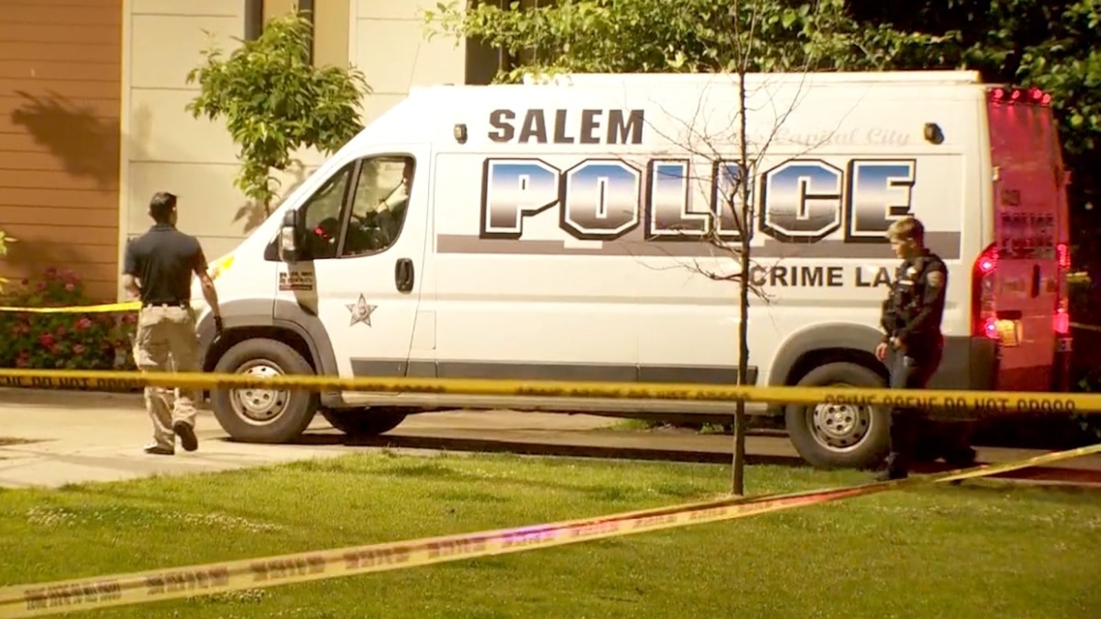 Multiple people injured in stabbing in Salem, Oregon, police say