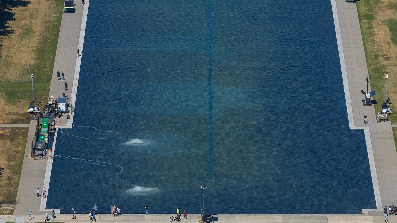 Top Oversight Dem demands info from Reflecting Pool contractors overseeing renovation