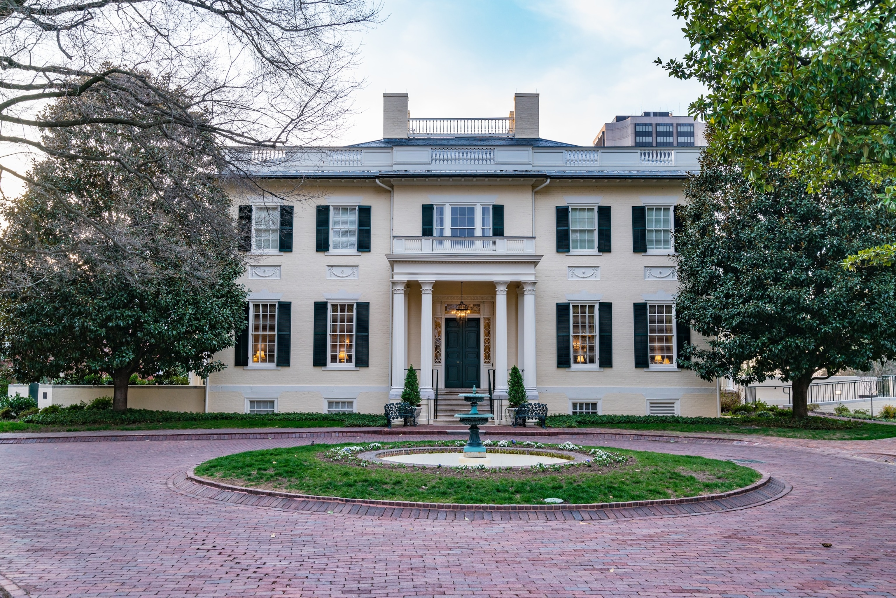 PHOTO: Virginia Governors Mansion