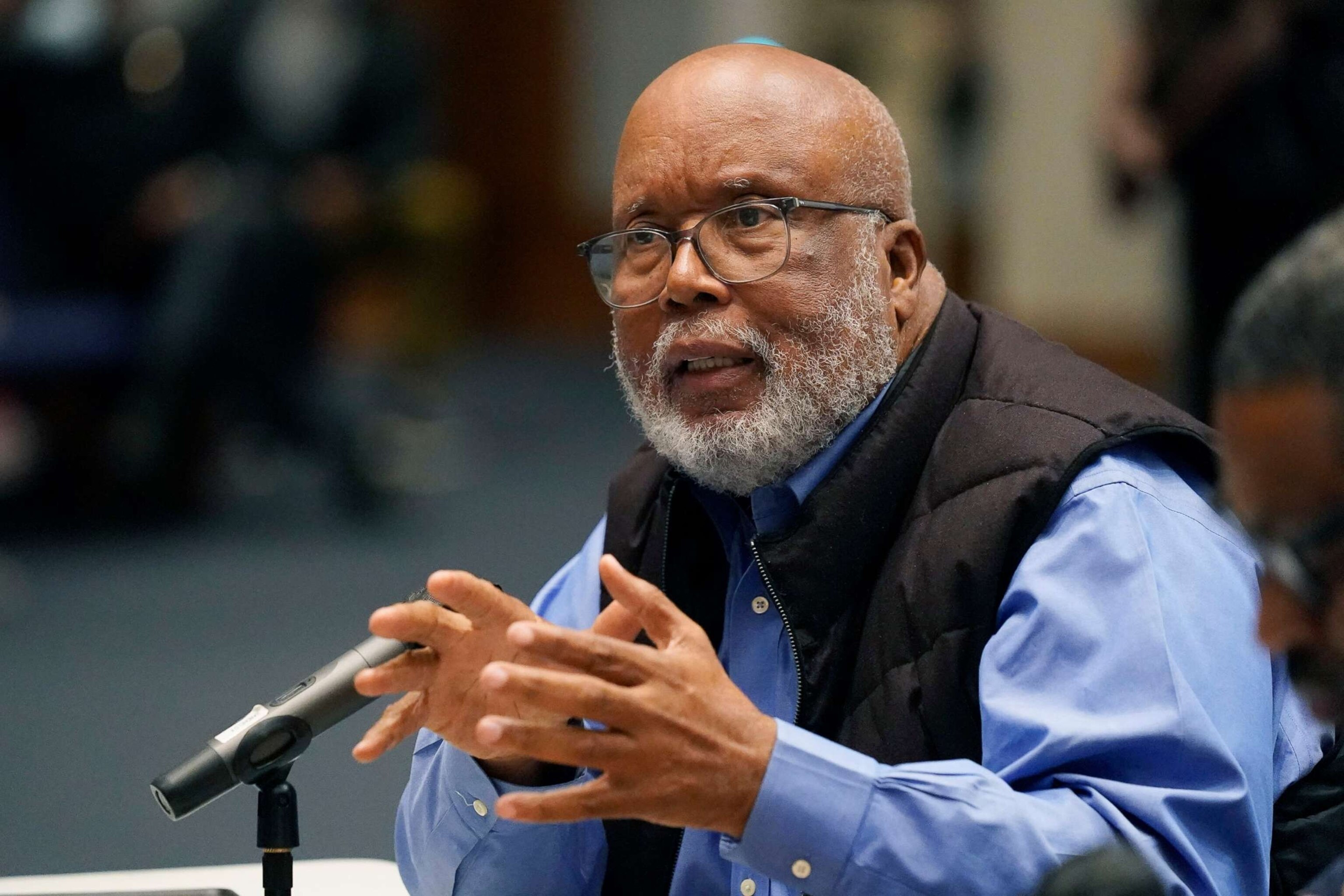 PHOTO: Rep. Bennie Thompson, D-Miss., speaks to an audience of Jackson, Miss., residents regarding the failing water system in Mississippi's majority-Black capital city, Oct. 24, 2022.