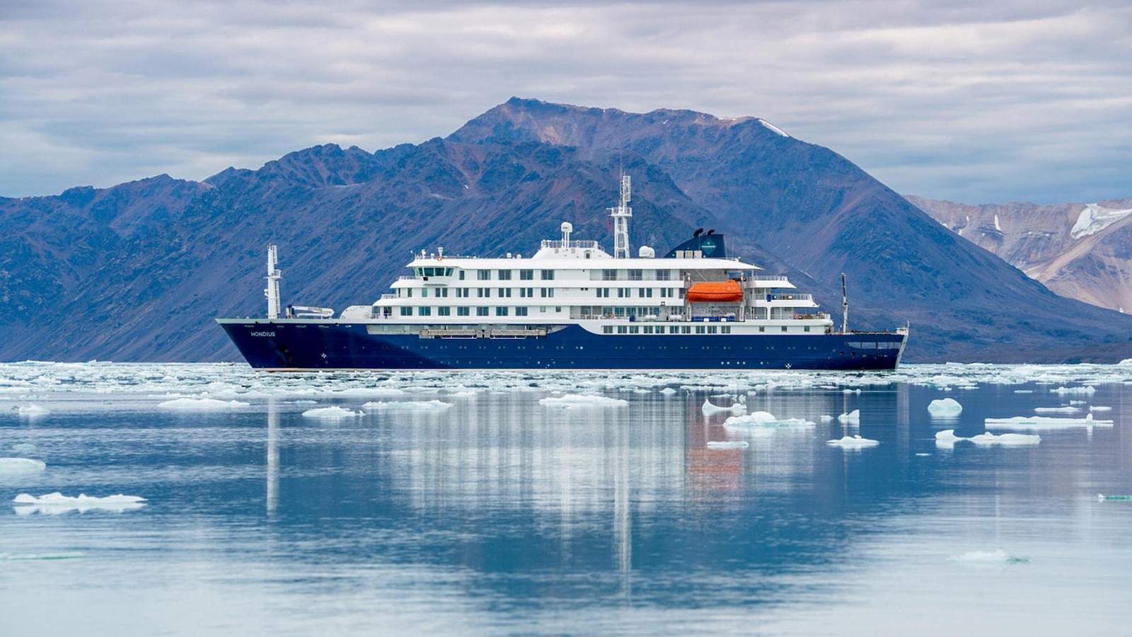 Cruise ship waiting for help after suspected outbreak of hantavirus onboard killed 3