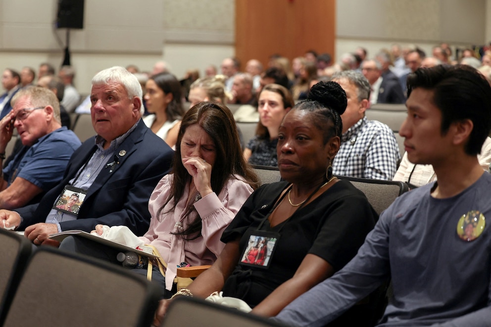 PHOTO: Relatives of victims attend a National Transportation Safety Board (NTSB) investigative hearing at NTSB headquarters in Washington, D.C., July 30, 2025.