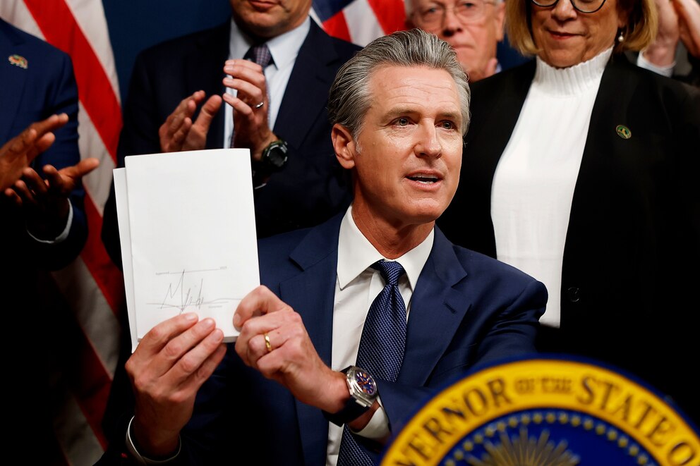 PHOTO: California Gov. Newsom Leads Democratic Redistricting Plan In The State