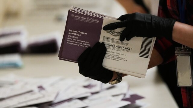 Appeals Court Pauses Block on Postal Voting Rule