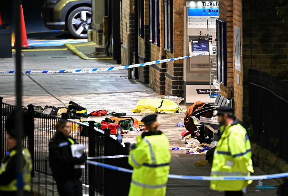 PHOTO: BRITAIN-CRIME-STABBING