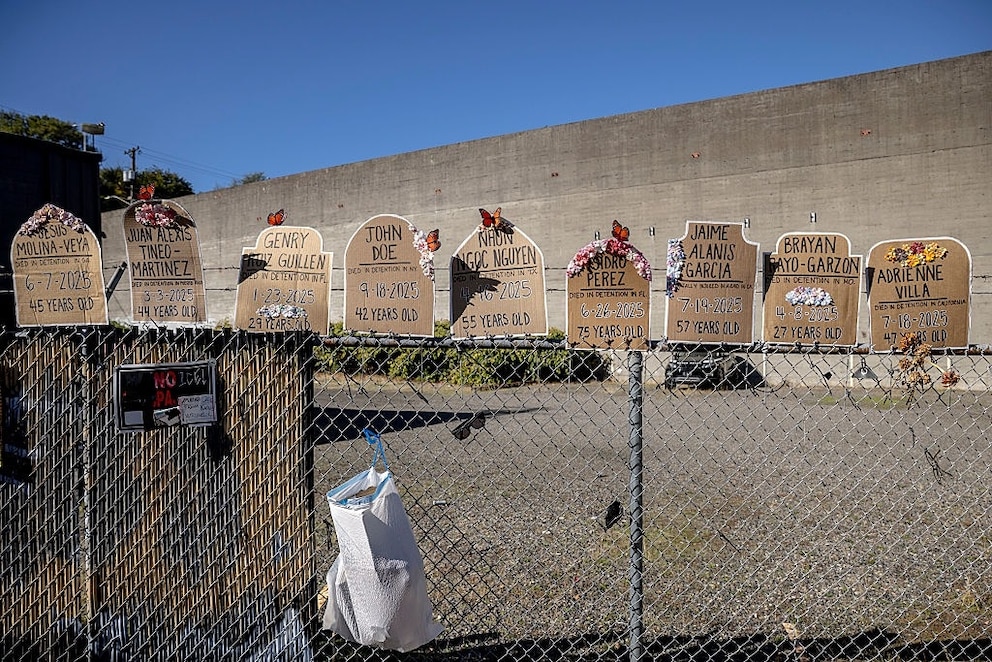 PHOTO: Protest Agianst ICE and National Guard Deployment In Portland