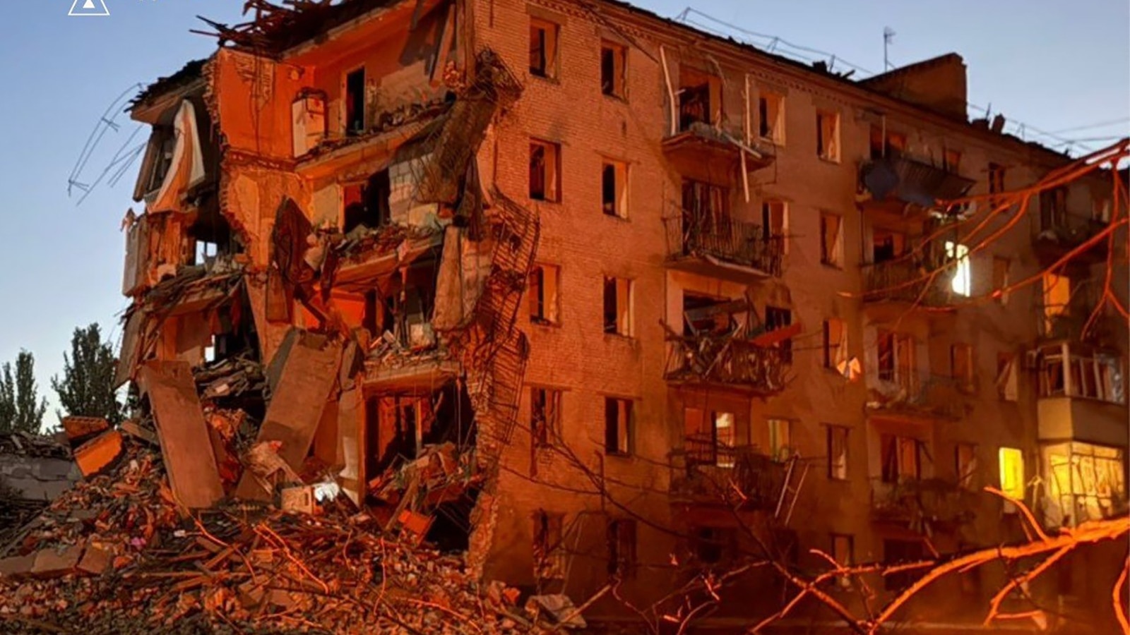 Russia's jet-powered drones bring empty Kyiv supermarket shelves
