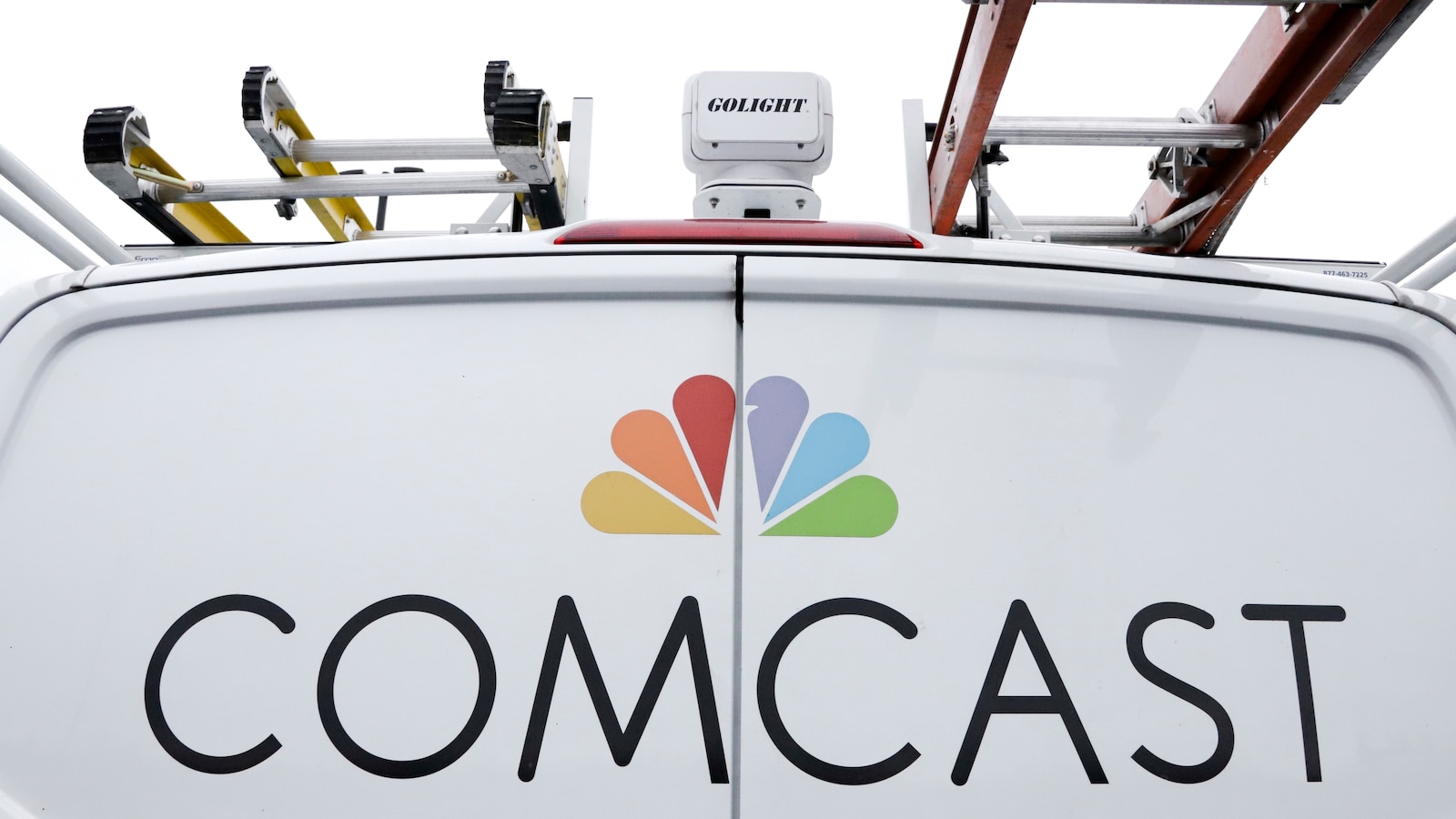 Comcast plans to split into two public companies by spinning of NBCUniversal and Sky
