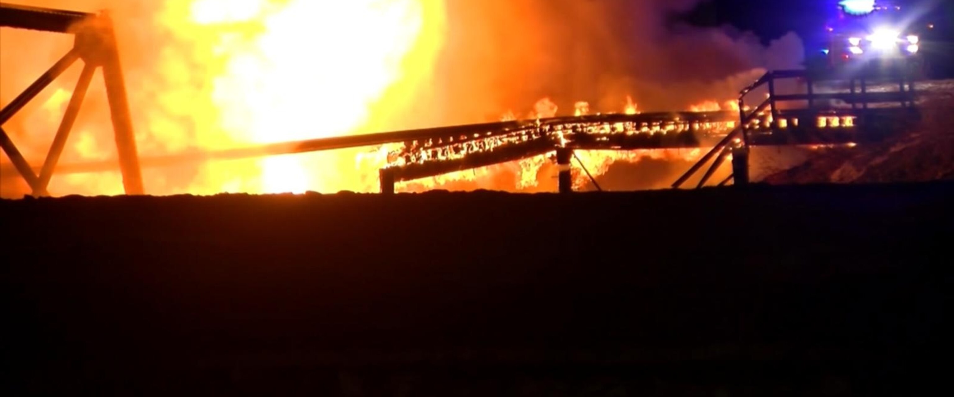 260223_wn_bridge_fire4_hpMain_