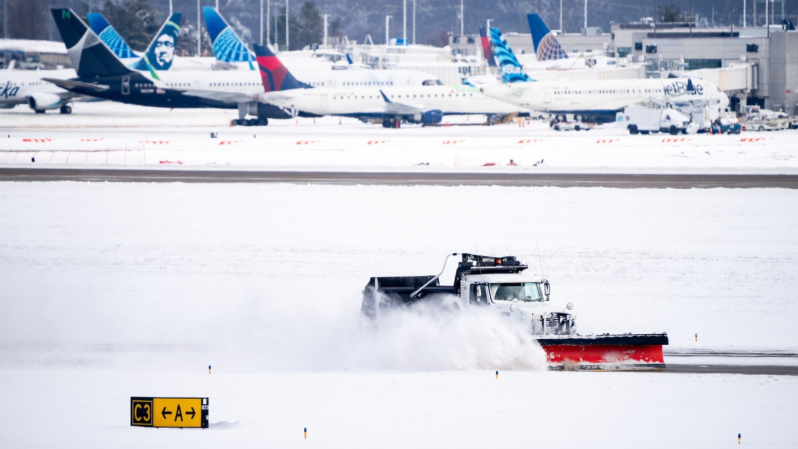 Deep freeze in South causing water issues into the weekend