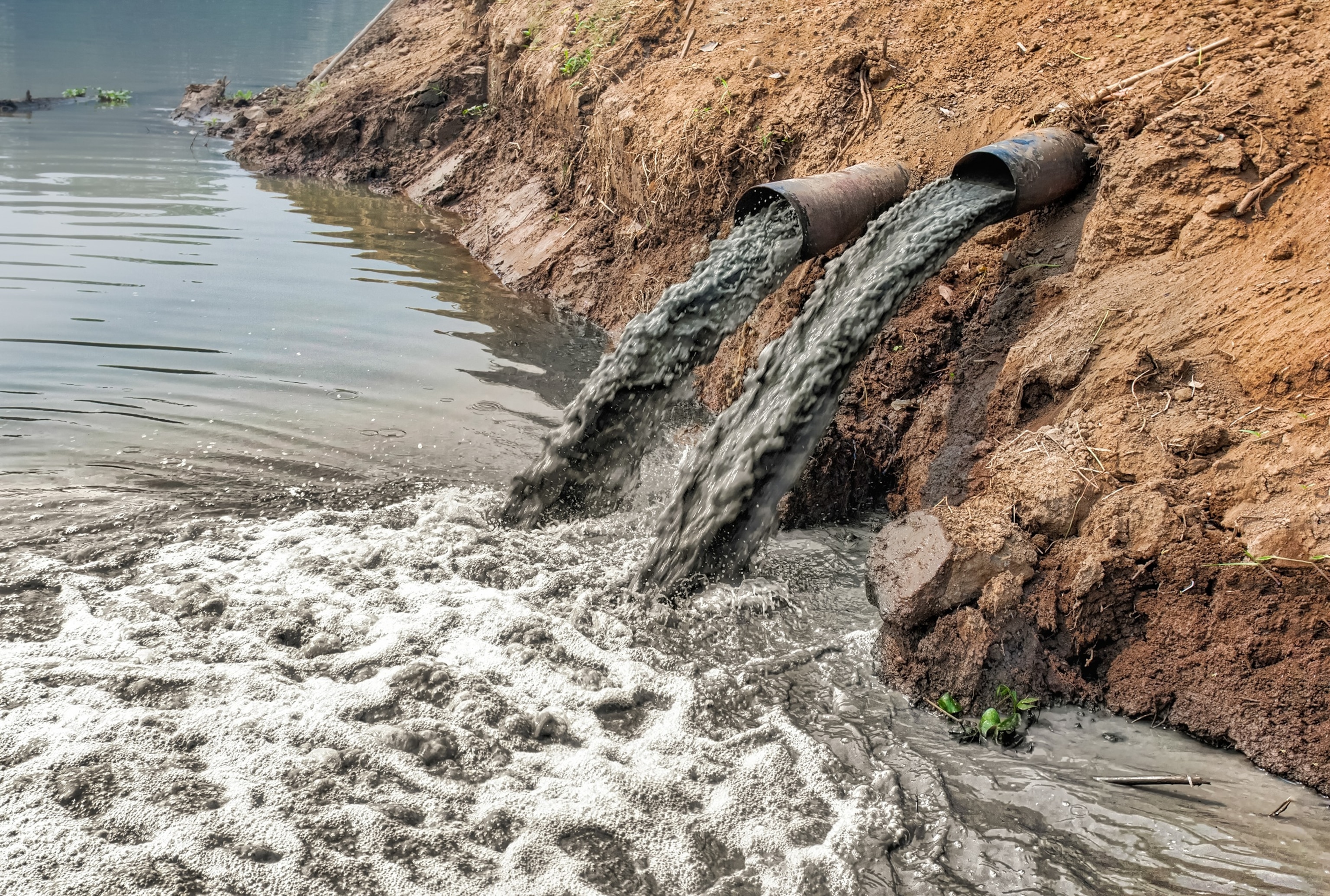 PHOTO: water pollution in a river in an undated stock photo.