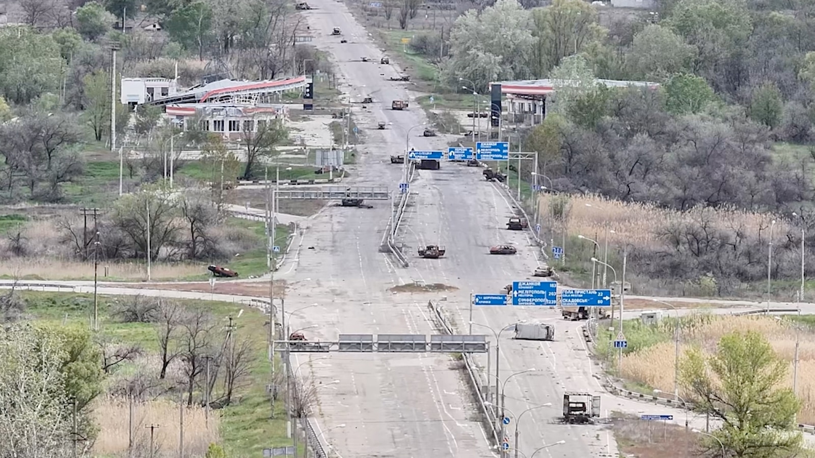 Очертава се гладна зима за жителите, хванати в капан в окупирания от Русия град в Украйна