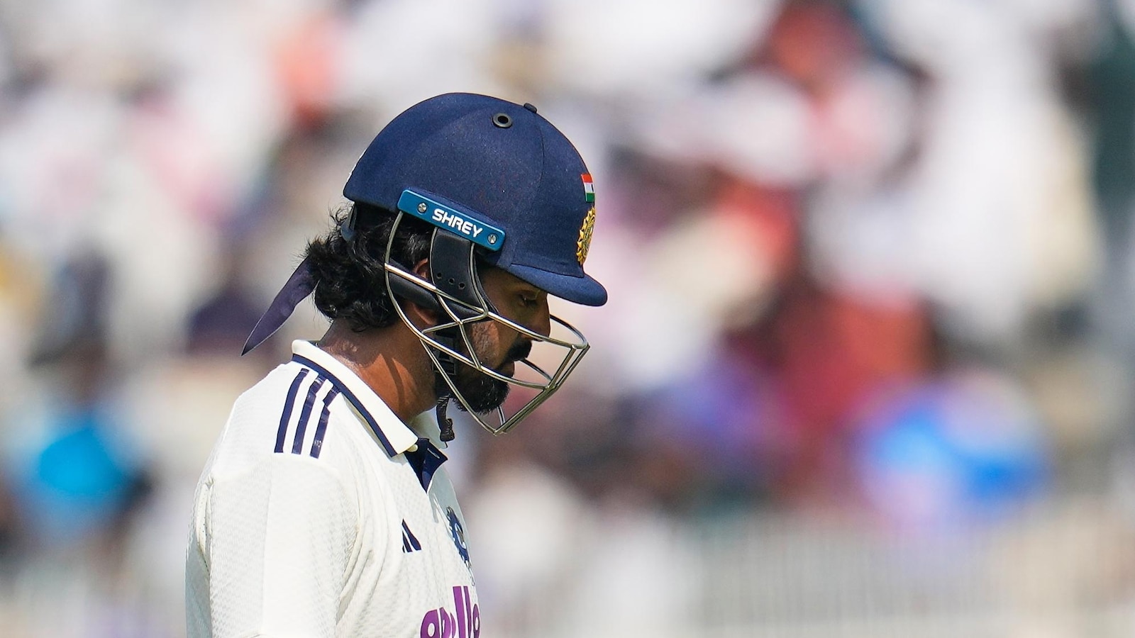 South Africa hits back on second day of 1st test against India as hosts are 138-4 at lunch