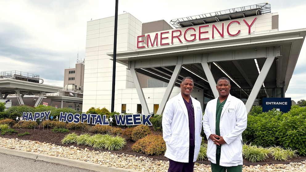 Identical twin doctors return to lead hometown hospital ER