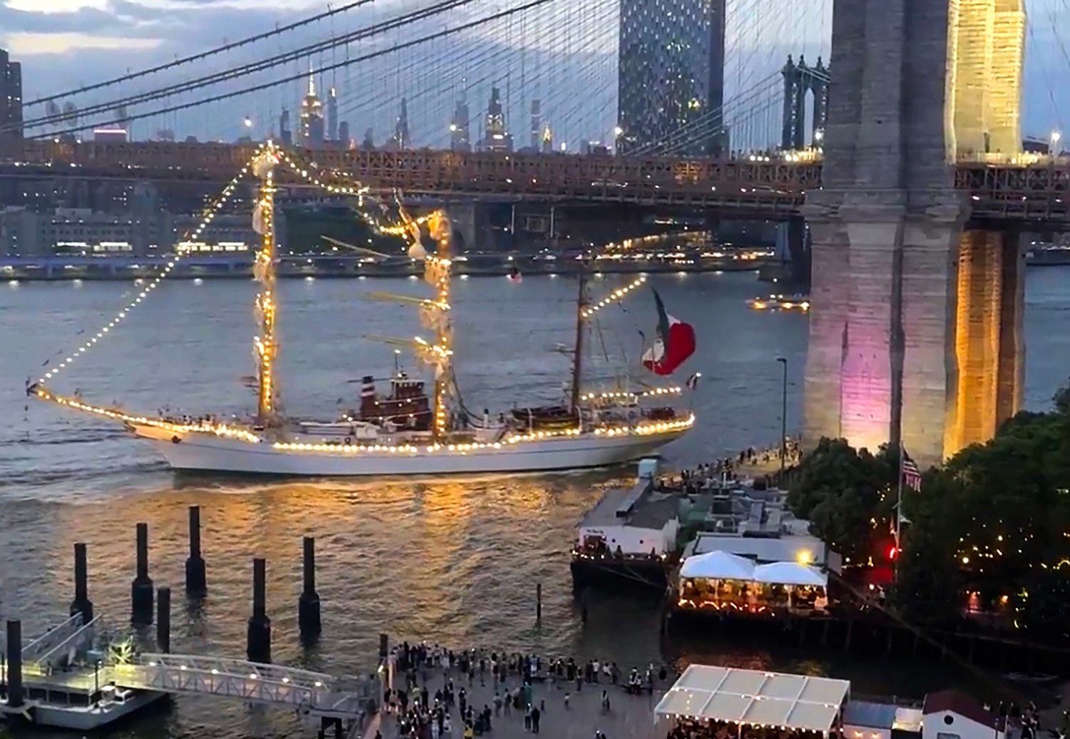 Brooklyn Bridge Collision: Sailboat Accident Leaves Two Dead, Dozens Hurt