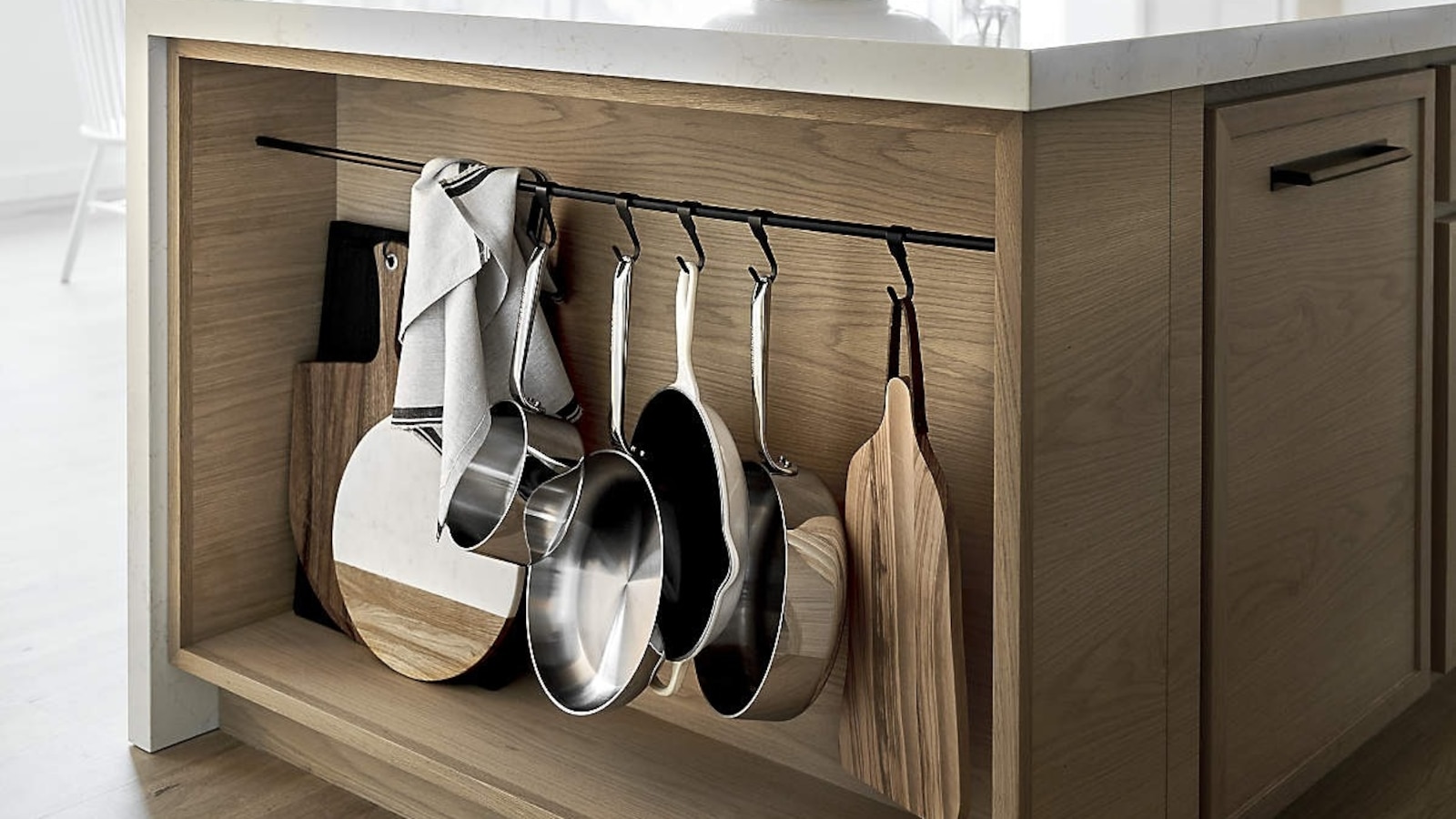 Crate & Barrel