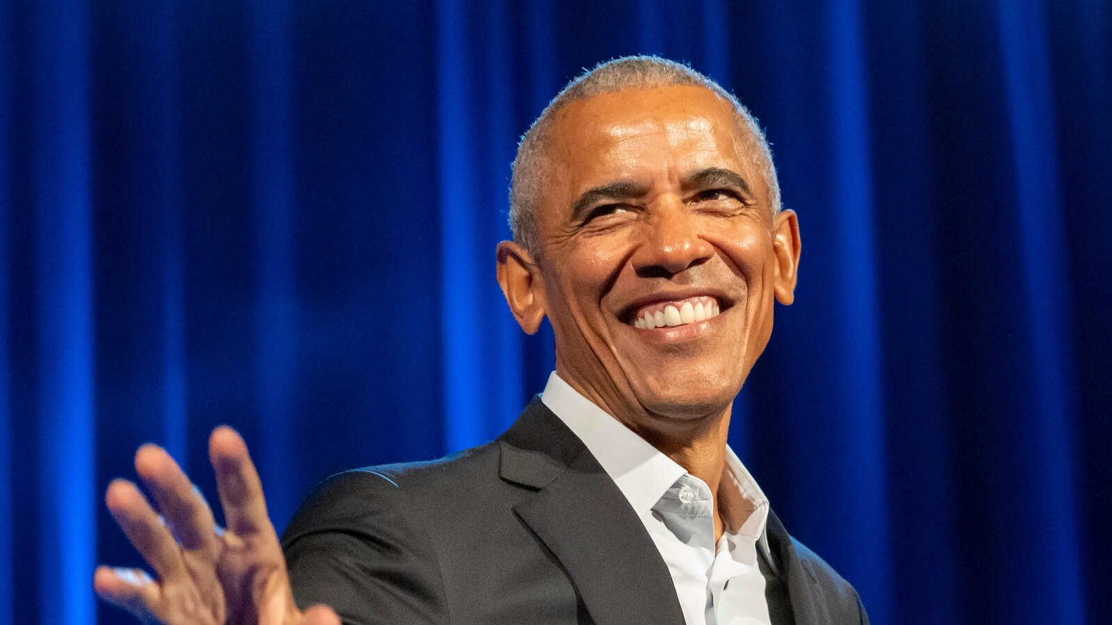  Obama and Emhoff are to headline the Democratic National Convention on Tuesday