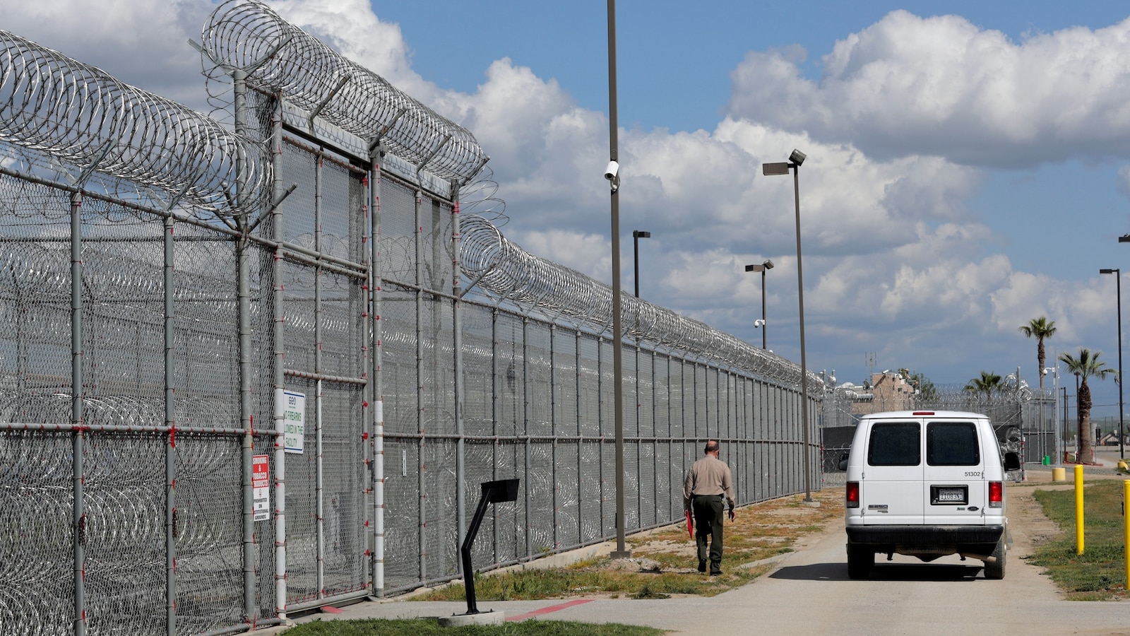Search continues for convicted murderer after brazen escape in Central ...