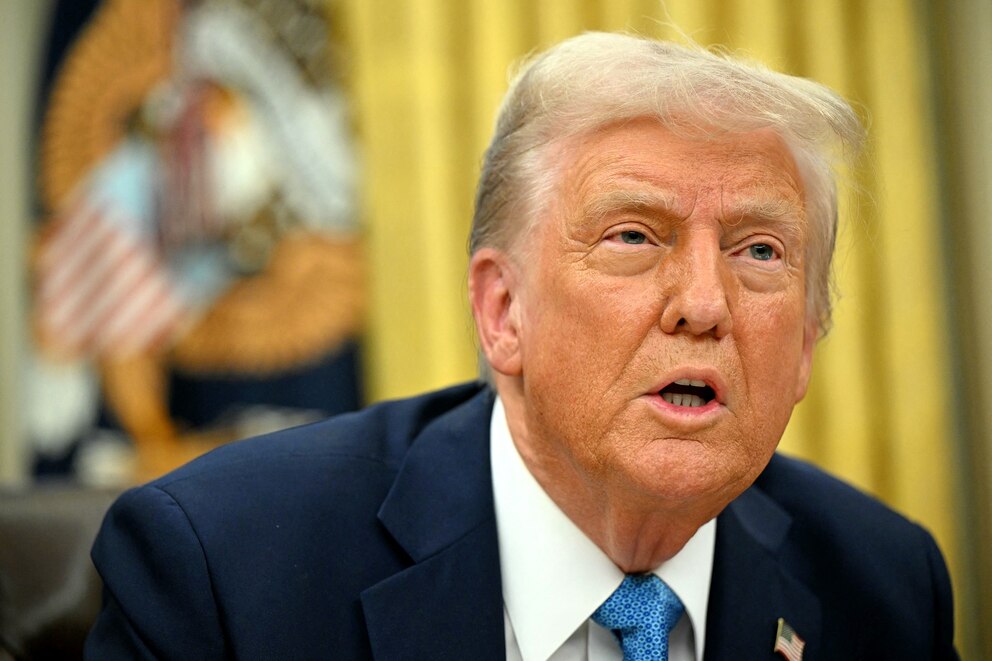 PHOTO: President Donald Trump speaks to the press after after signing an executive order in the Oval Office of the White House in Washington,  Jan. 31, 2025.