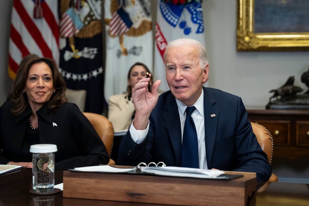 PHOTO: President Joe Biden, accompanied by Vice President Kamala Harris, answers questions from reporters during a briefing regarding the federal response to the spread of wildfires in the Los Angeles area, at the White House, Jan. 9, 2025.