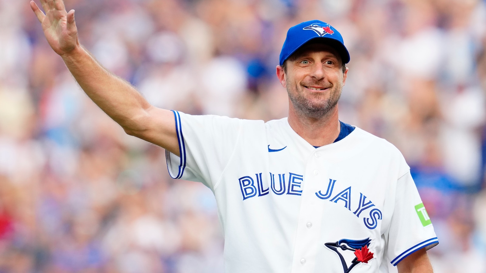 Max Scherzer Dominates Reds in Season-Ending Win for Blue Jays