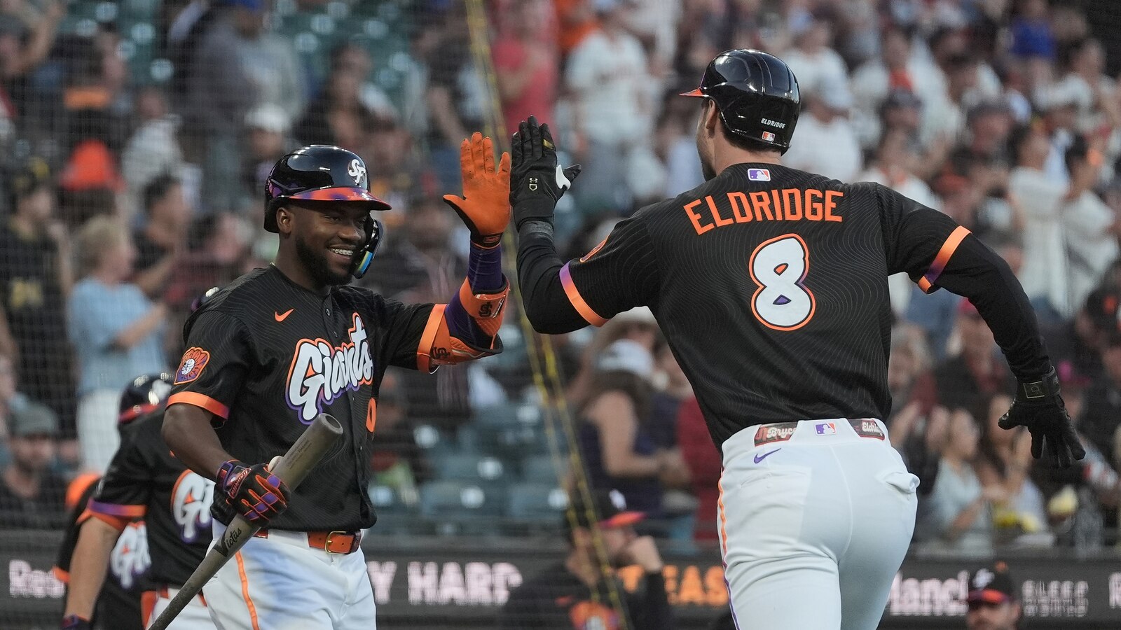 Eldridge and Koss Homer as Giants Edge Cardinals 2-1