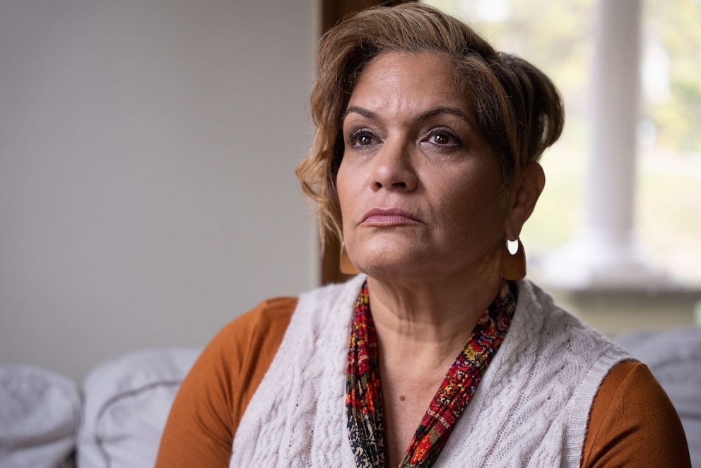 PHOTO: Lisa Espinosa speaking about the death of her son RJ/