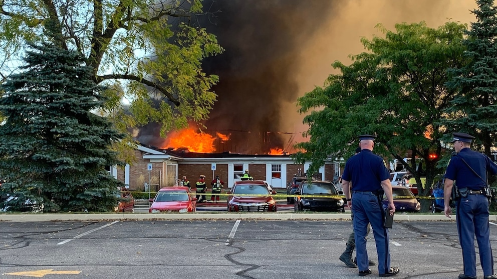 At least 10 shot, 1 fatally, at Michigan church set on fire by the gunman:  Police - ABC News